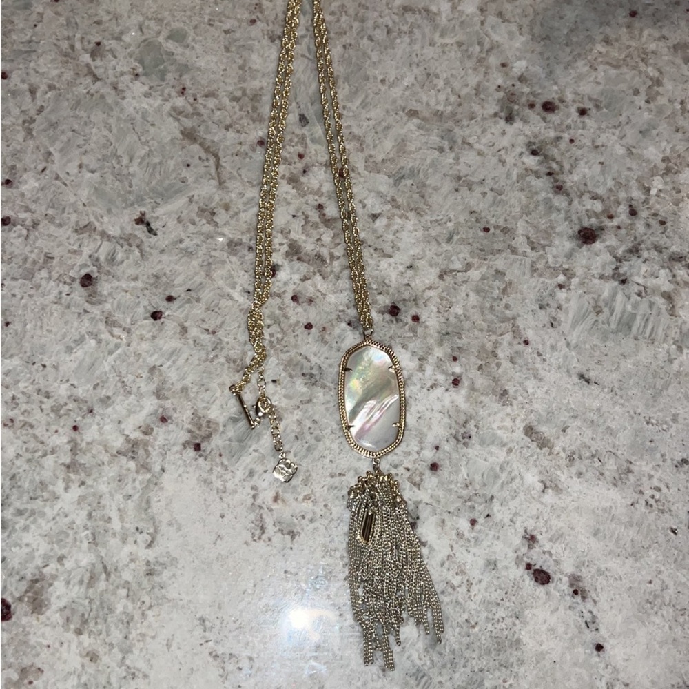 Kendra scott necklace
